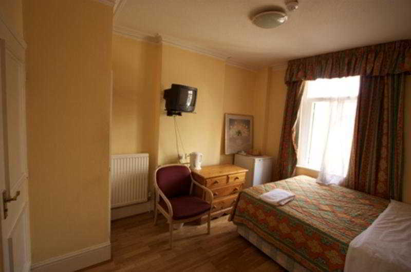 Camelot House Hotel Лондон Экстерьер фото