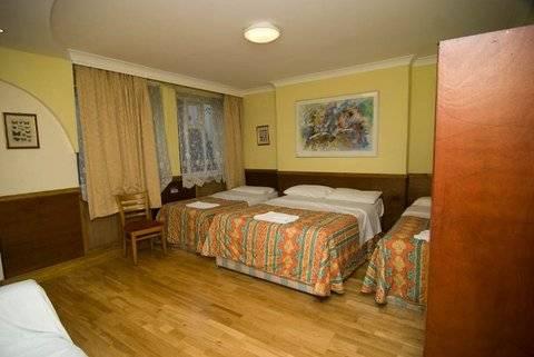 Camelot House Hotel Лондон Экстерьер фото