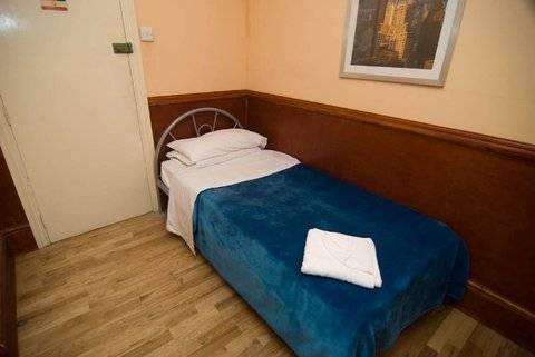 Camelot House Hotel Лондон Экстерьер фото