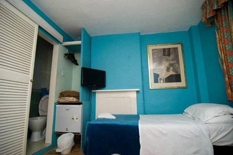 Camelot House Hotel Лондон Экстерьер фото